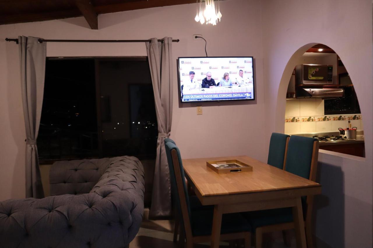 Wonderful House With Views In Medellin-Fiber Optics Medellín Exterior foto