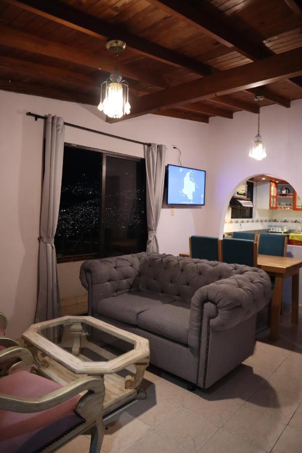 Wonderful House With Views In Medellin-Fiber Optics Medellín Exterior foto
