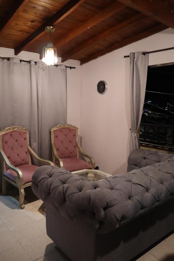 Wonderful House With Views In Medellin-Fiber Optics Medellín Exterior foto